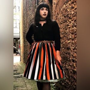 Collectif Jasmine Pumpkin Striped Halloween Swing Skirt